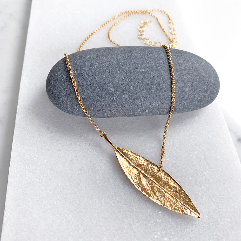 Sage Leaf Necklace – Lewis & Pine