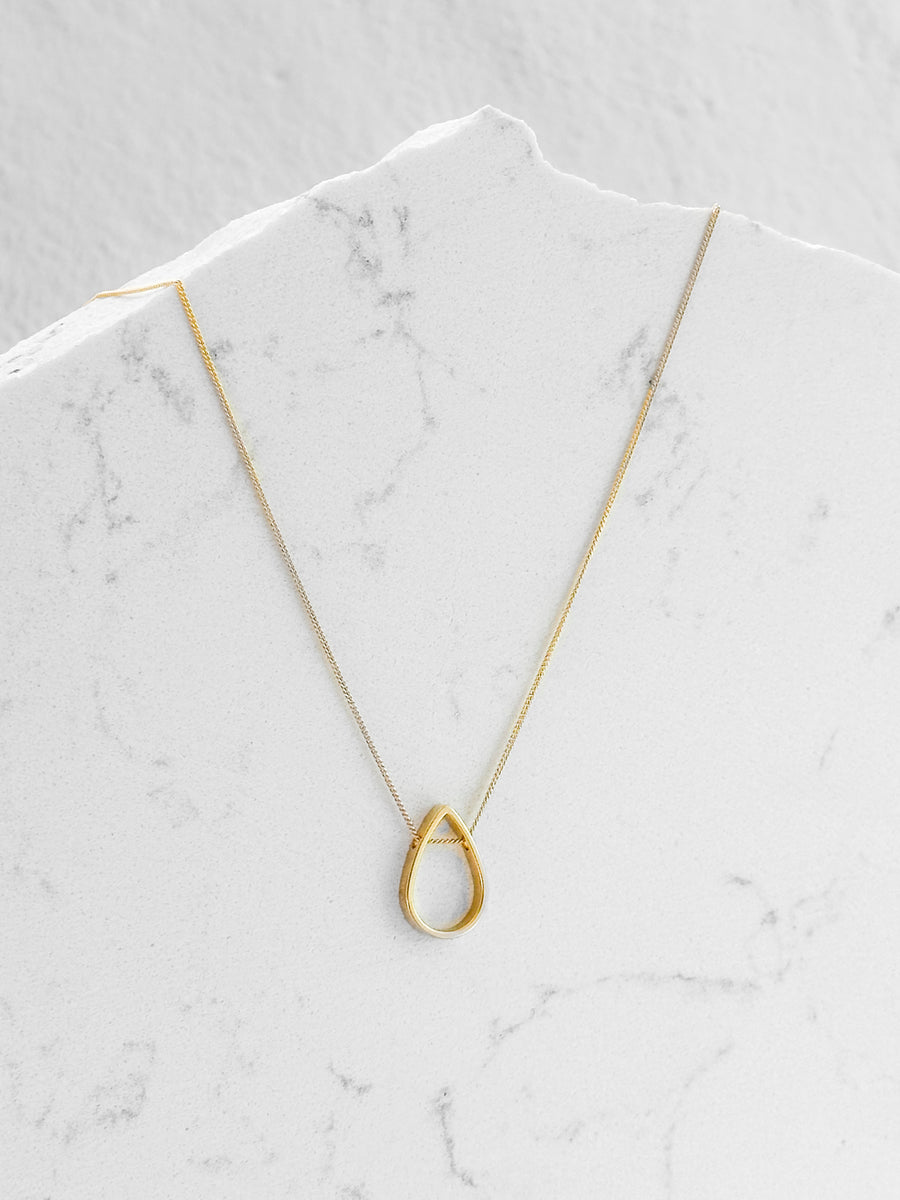 Pear Diameter Necklace