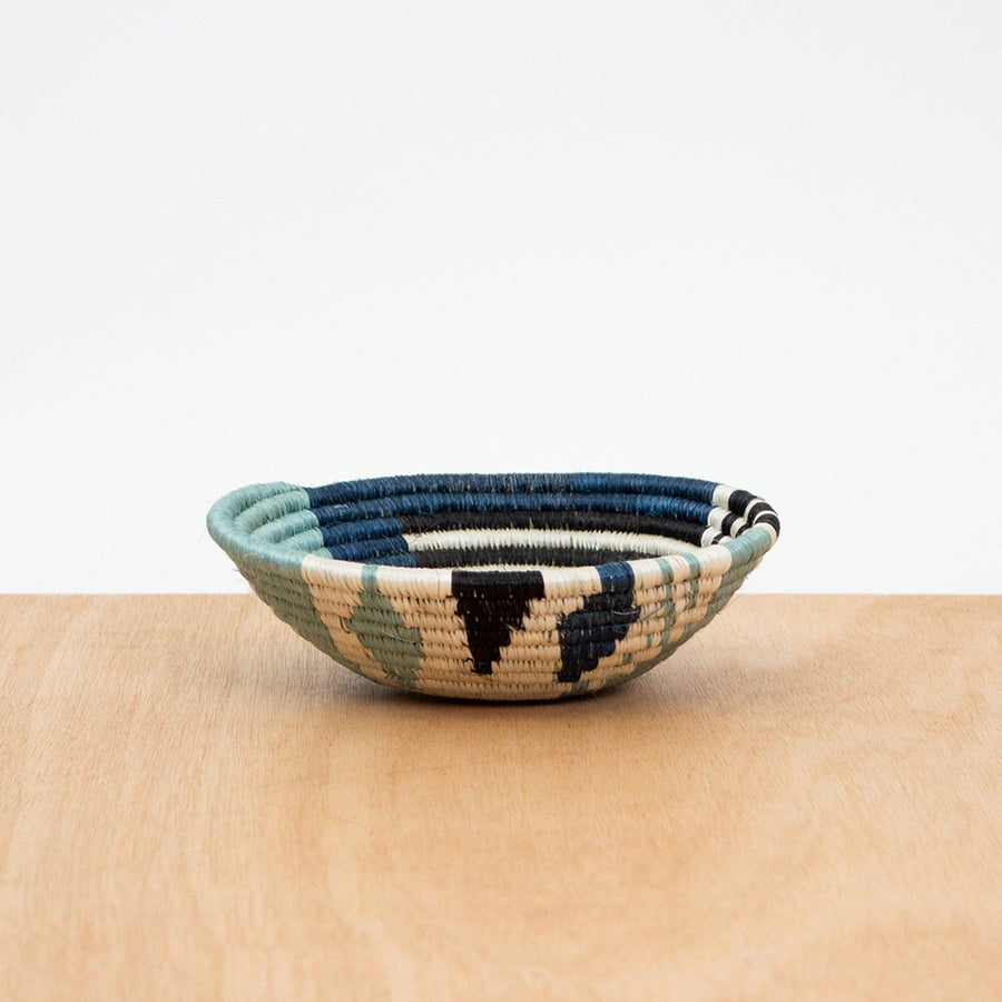 Coastal Woven Bowl - 6" Silver Blue Biko