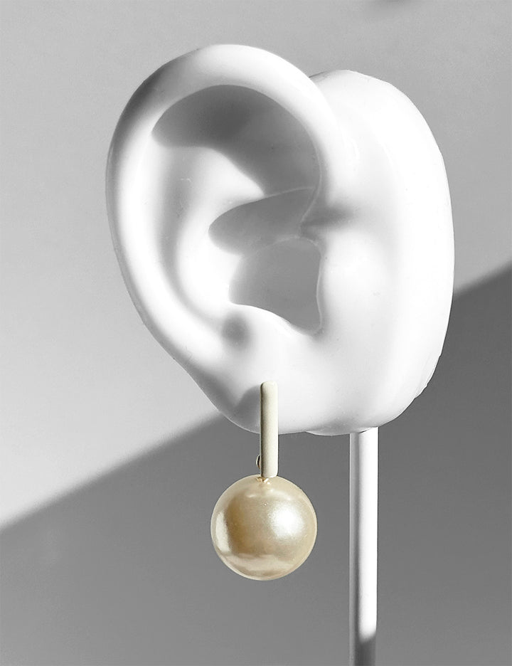 Aarnio Earrings Petite--Cream and Pearl