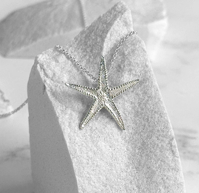 Starfish Necklace – Lewis & Pine